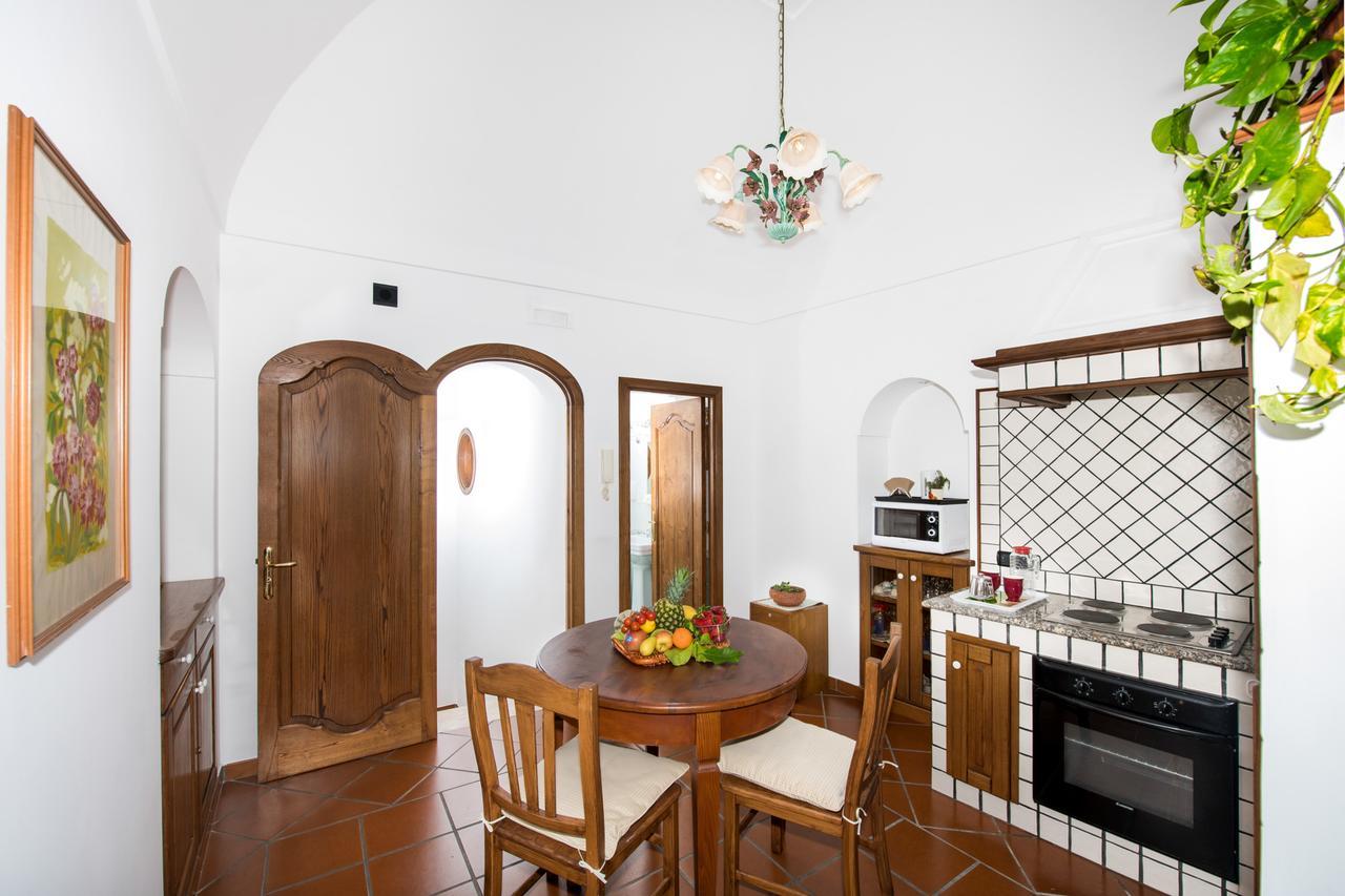 Casa Chiesa Nuova Lejlighed Positano Eksteriør billede